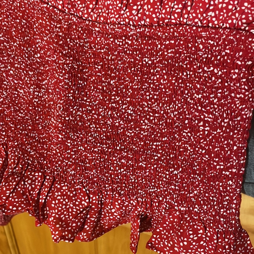 NWT Princess Polly Blakey Top Red/ White Flowers 💮 - Picture 7 of 8